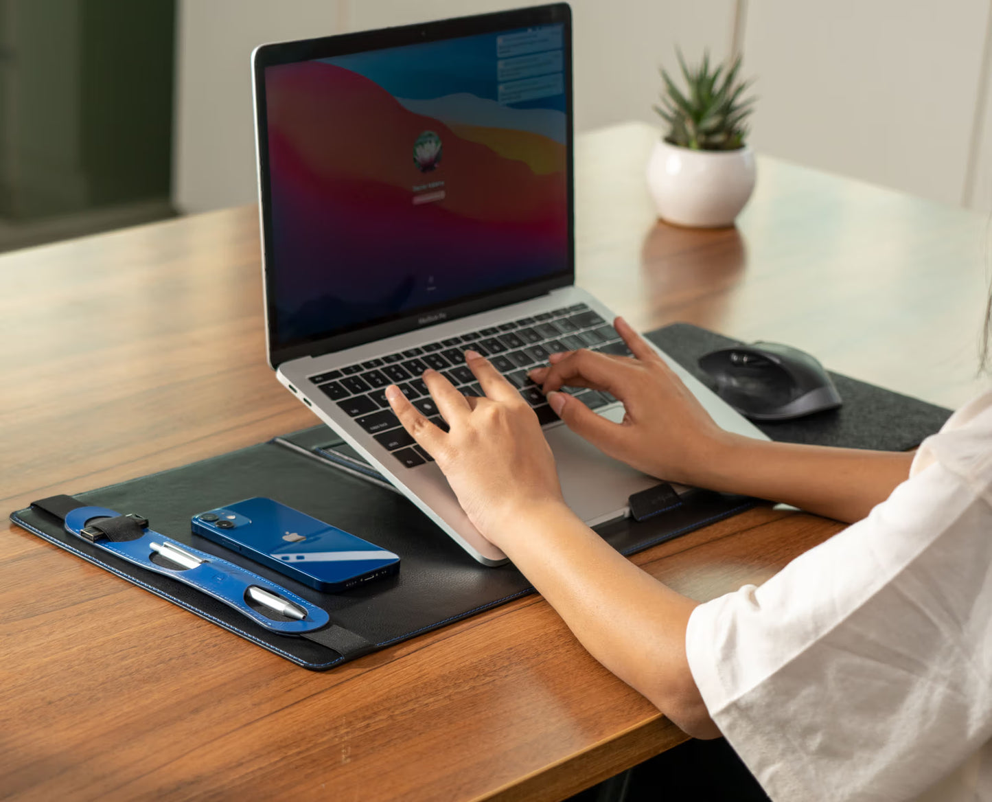 Morph Foldable Deskmat with Laptop Stand